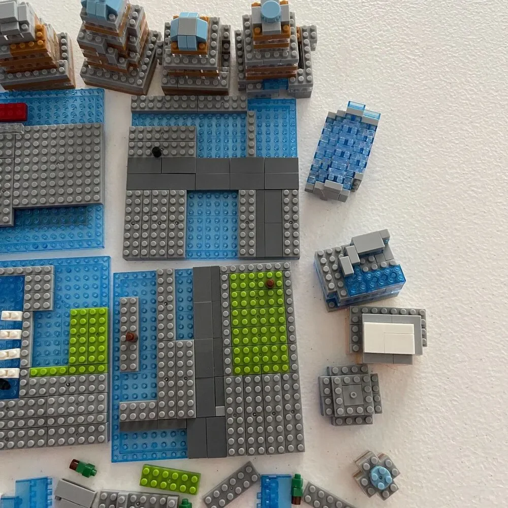 Micro‎ Mini Blocks Building Gray Blue Green Red White Add-on Pieces